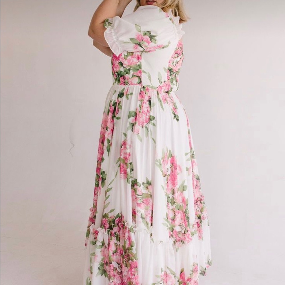 Ivy City Co White Maxi Dress with Pink Floral Print - Picture 3 of 5